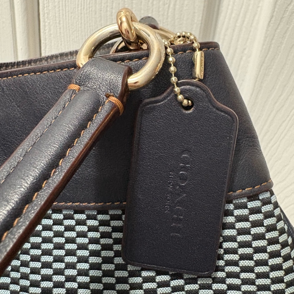 Pre-owned Triple Compartment Coach Lexy Legacy Shoulder Bag Navy - Picture 9 of 13